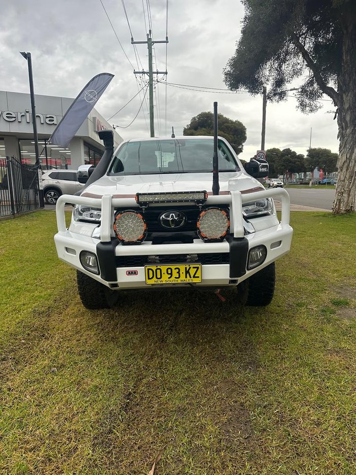 2020 Toyota Hilux SR5