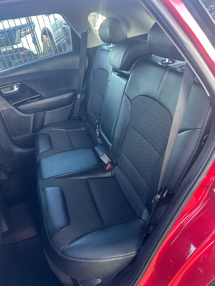 2021 Kia Niro Hybrid S
