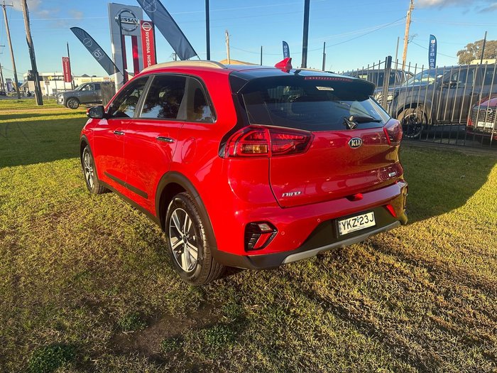 2021 Kia Niro Hybrid S