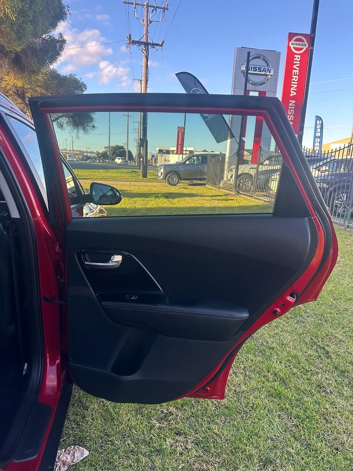 2021 Kia Niro Hybrid S