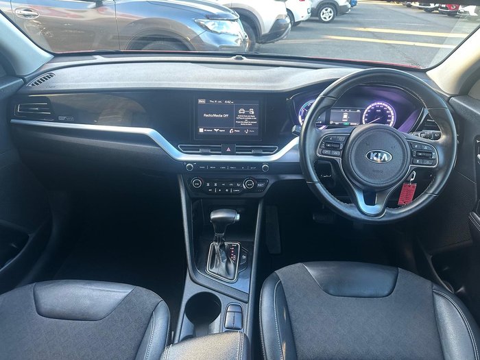 2021 Kia Niro Hybrid S