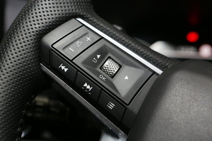 2024 Mitsubishi Outlander LS
