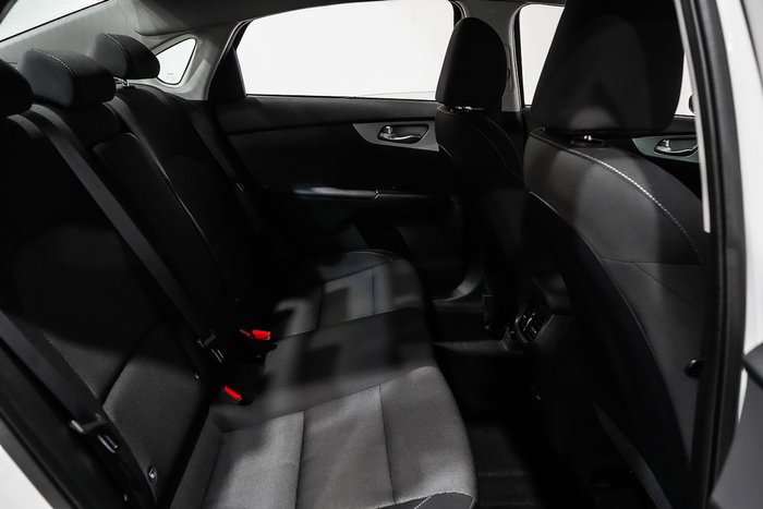 2024 Kia Cerato S