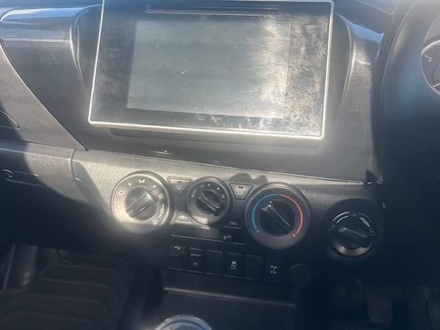 2018 TOYOTA HILUX
