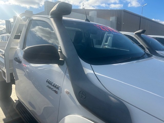 2018 TOYOTA HILUX