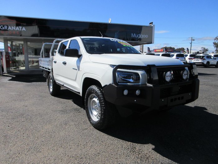 2025 Mitsubishi Triton GLX