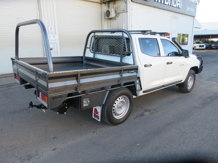 2025 Mitsubishi Triton GLX