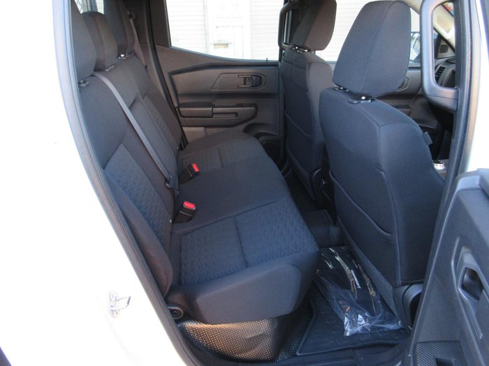 2025 Mitsubishi Triton GLX