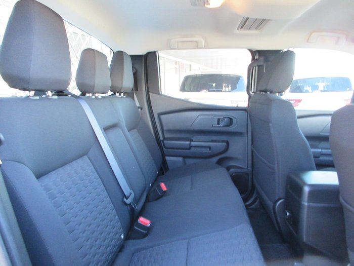 2025 Mitsubishi Triton GLX