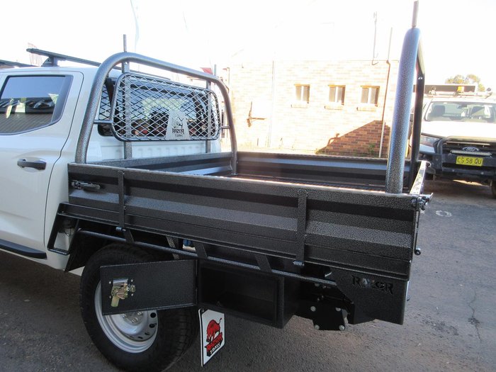 2025 Mitsubishi Triton GLX