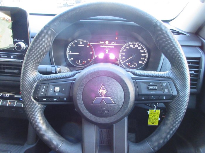 2025 Mitsubishi Triton GLX