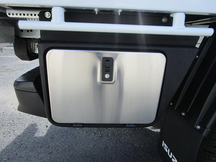 2025 Isuzu D-MAX SX