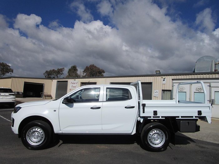 2025 Isuzu D-MAX SX