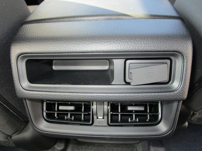 2025 Isuzu D-MAX SX