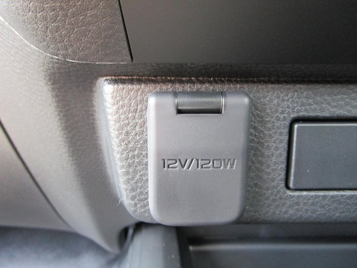 2025 Isuzu D-MAX SX