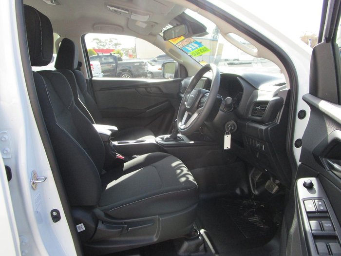 2025 Isuzu D-MAX SX