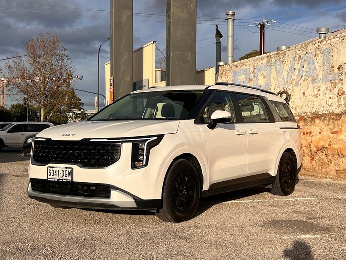 2024 Kia Carnival S