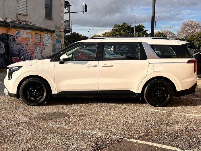 2024 Kia Carnival S