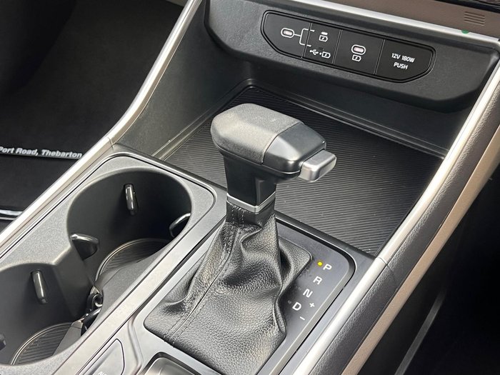 2024 Kia Carnival S