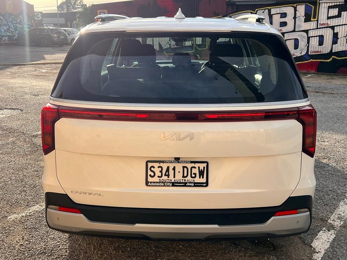 2024 Kia Carnival S