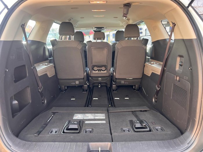 2024 Kia Carnival S