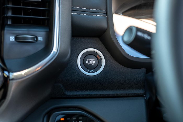 2024 RAM 1500 Laramie Sport RamBox