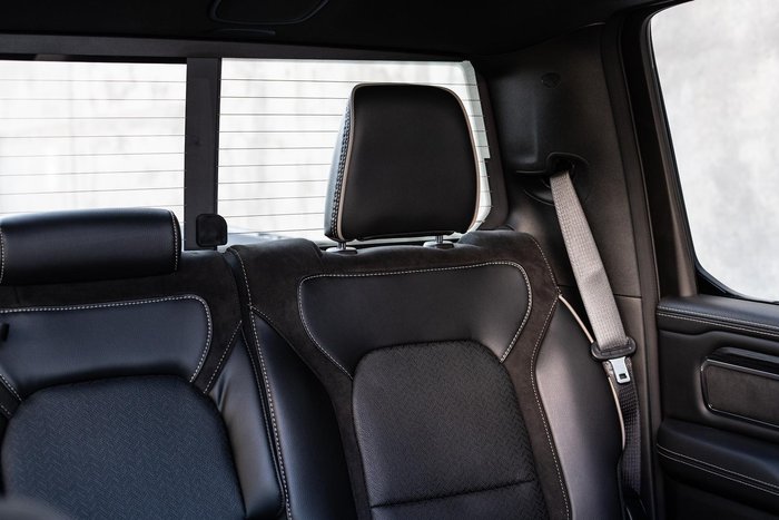 2024 RAM 1500 Laramie Sport RamBox