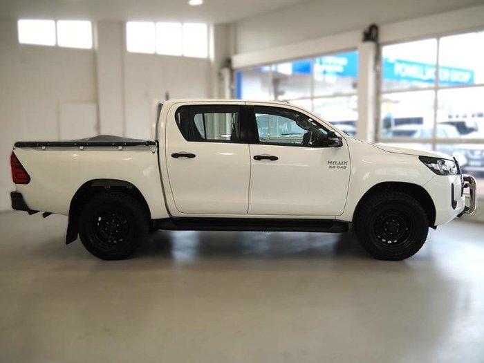 2021 Toyota Hilux SR