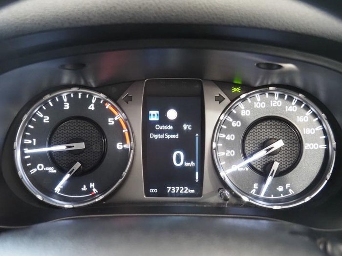2021 Toyota Hilux SR