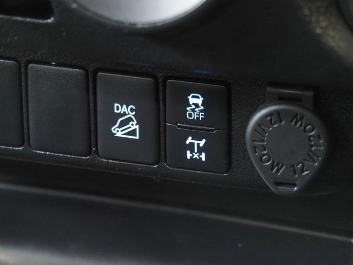 2021 Toyota Hilux SR