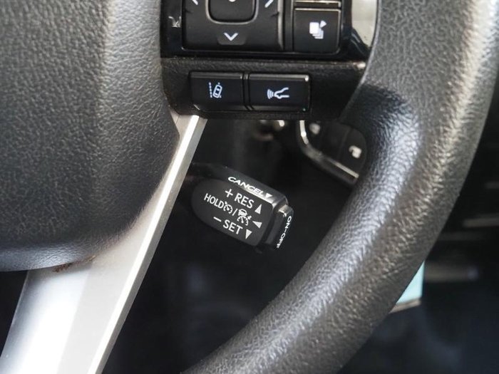 2021 Toyota Hilux SR