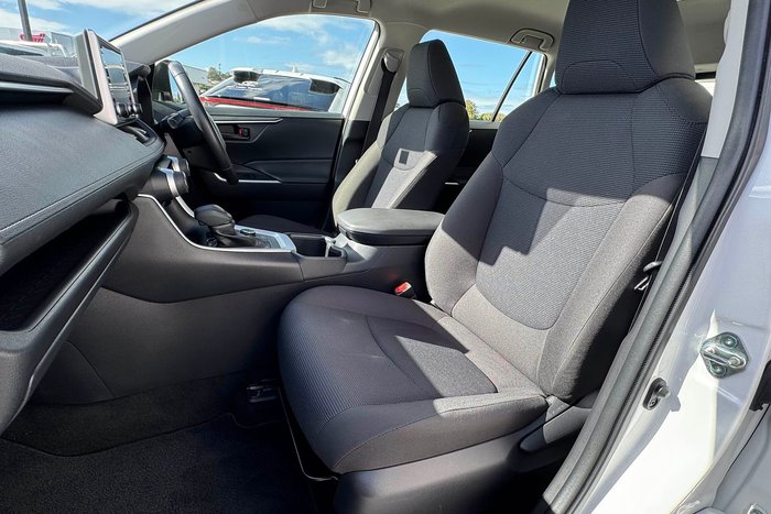 2022 Toyota RAV4 GX