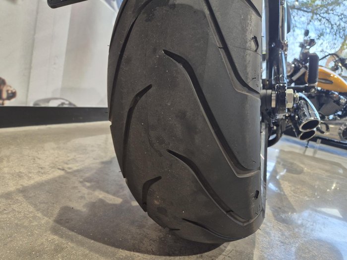 2023 Harley-Davidson Fat Boy 114 (FLFBS) Softail Black