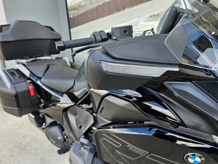 2025 BMW Motorrad R 1300 GS TRIPLE BLACK Black