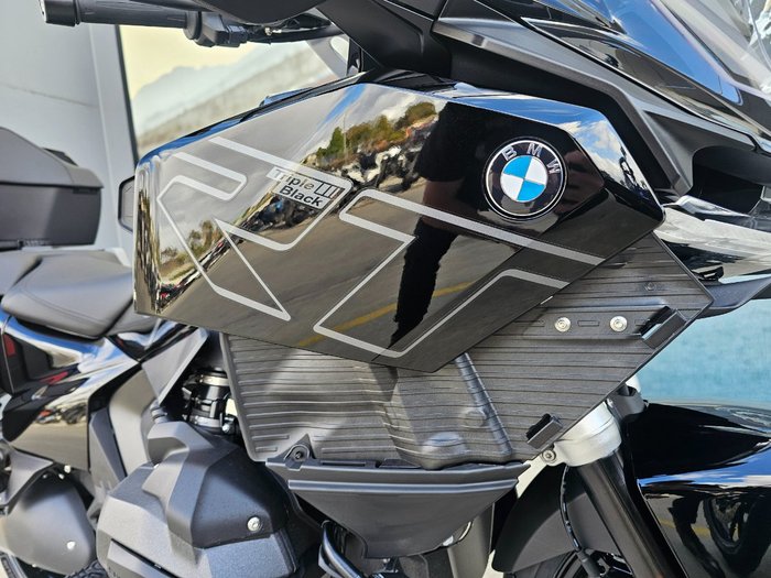 2025 BMW Motorrad R 1300 GS TRIPLE BLACK Black