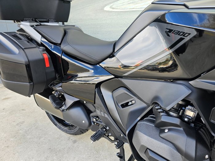 2025 BMW Motorrad R 1300 GS TRIPLE BLACK Black