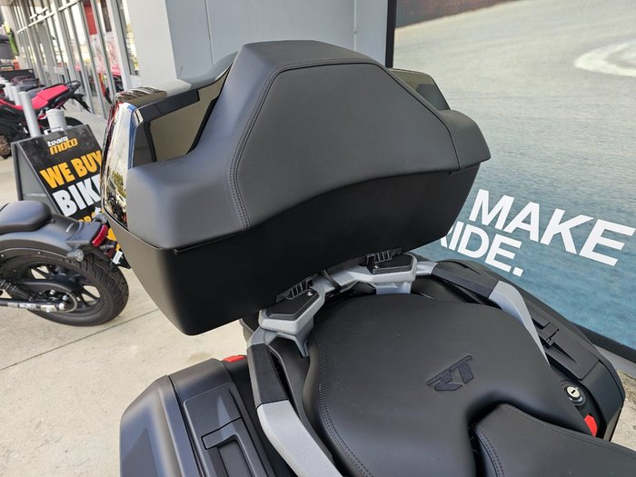 2025 BMW Motorrad R 1300 GS TRIPLE BLACK Black