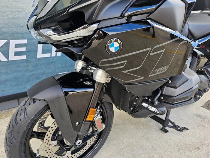 2025 BMW Motorrad R 1300 GS TRIPLE BLACK Black