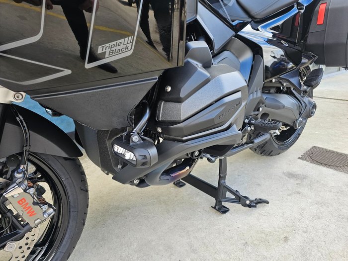 2025 BMW Motorrad R 1300 GS TRIPLE BLACK Black