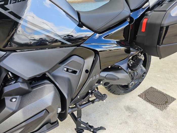 2025 BMW Motorrad R 1300 GS TRIPLE BLACK Black