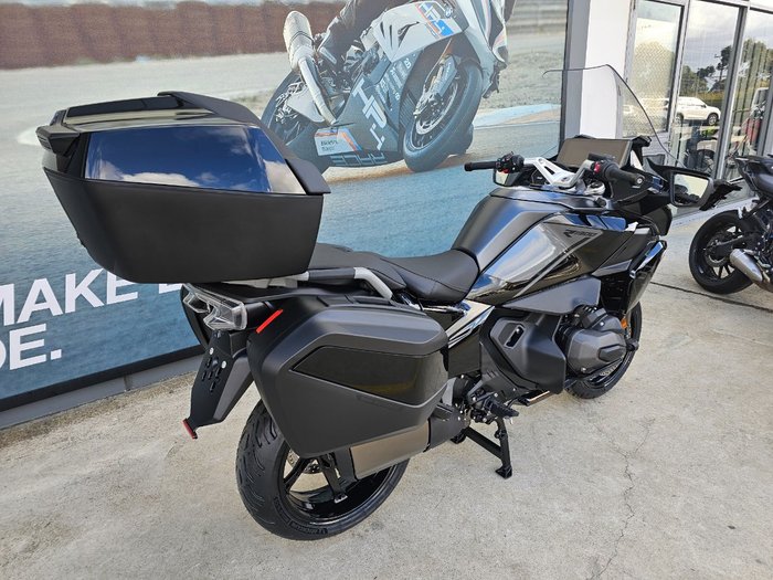 2025 BMW Motorrad R 1300 GS TRIPLE BLACK Black