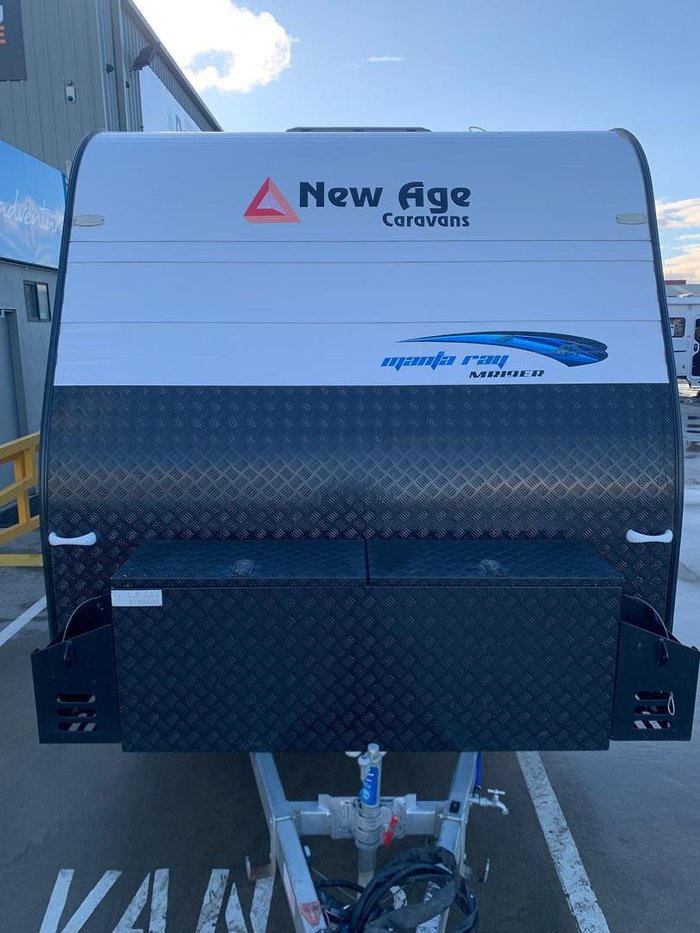 2018 New Age Caravans Manta Ray Mr19er