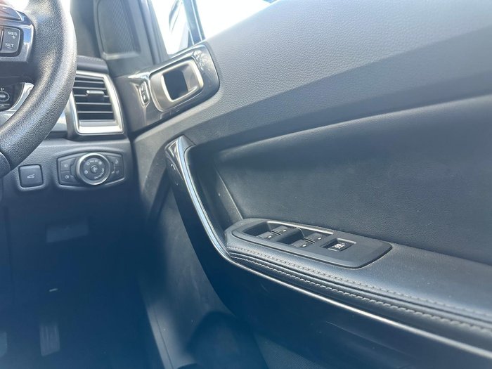 2021 Ford Everest Titanium
