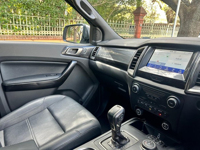 2021 Ford Everest Titanium