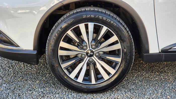 2019 Mitsubishi Outlander LS