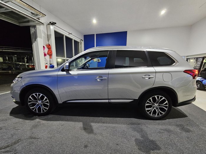2018 Mitsubishi Outlander LS