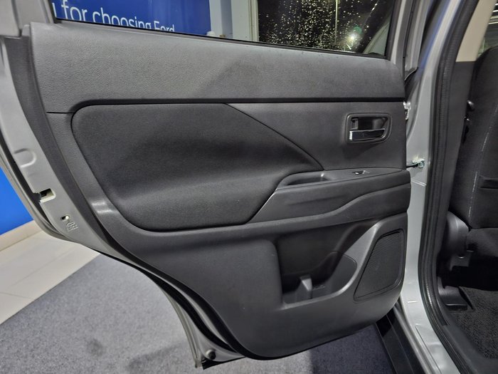 2018 Mitsubishi Outlander LS