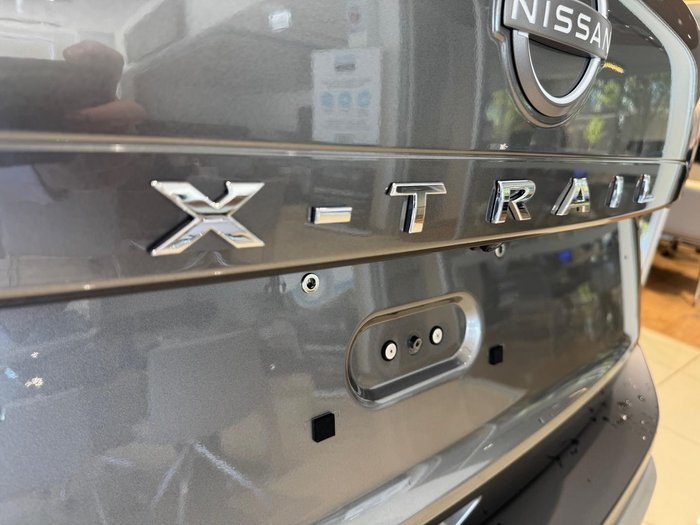 2025 Nissan X-TRAIL ST