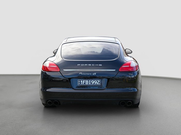 2010 Porsche Panamera 4S