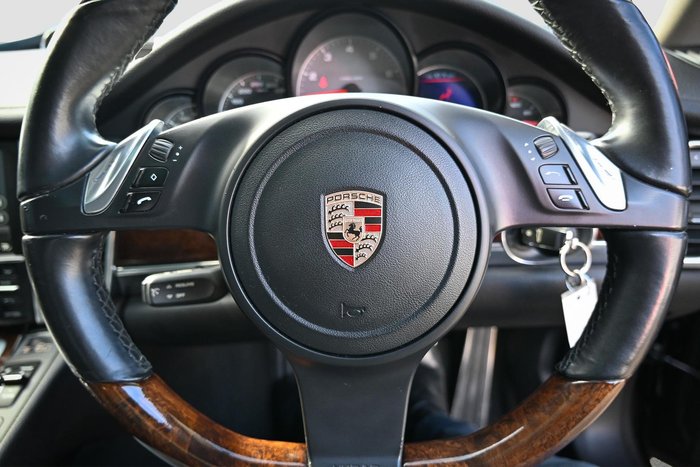 2010 Porsche Panamera 4S